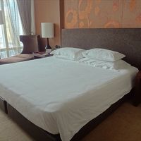 部屋のベッドです