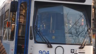 市内移動に便利なトラム