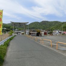 最上稲荷に向かいます