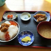 「歌舞伎丼」　1000円