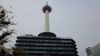 タワー下のお土産屋さん