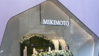 高級ジュエリーやパールネックレスのショップ