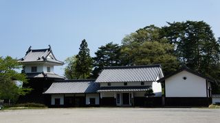 美濃地方初の藩校