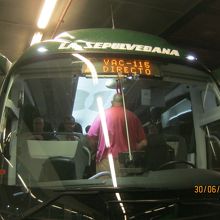 セゴビア行きのバスです。