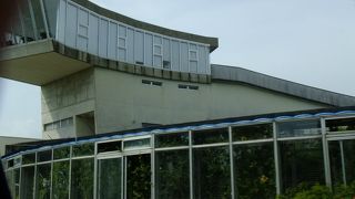 植物園とレストラン