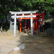 鳩森八幡の中にあります