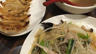 【みんみん飯田橋サクラテラス店】すいてる