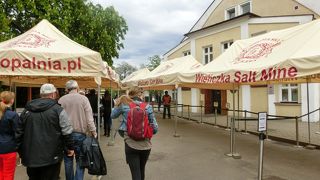 世界遺産第1号とはいえ、必見とまでは…