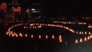 万燈籠の夜の祈り