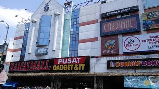 実は大きなショッピングモール