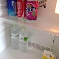 冷蔵庫の中はシンプルでした