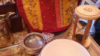 紅茶がおいしい。種類もいっぱい