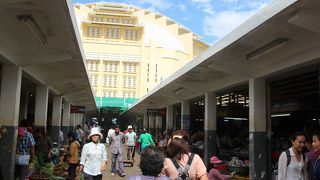 土産物的なものは意外と少ない