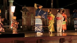 情緒豊かな唄と踊りの“越中おわら”