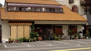 とんかつ 味楽亭