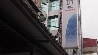 日本人観光客はおそらくみんな寄りますね