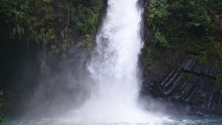 雨の後は迫力満点