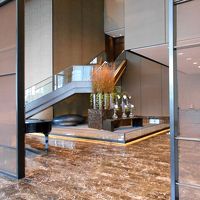 メインロビーのエレベーターホールには季節の飾り付け