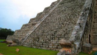 ククルカンのお顔はバカボンのパパ!?