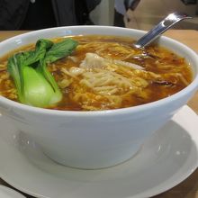 麺は絶賛するレベルでは無かったです。