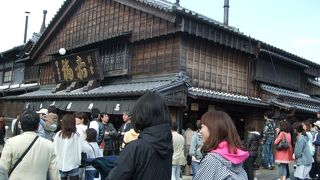 赤福がおいしいのはもちろん、店に歴史あり