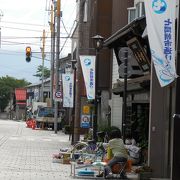 お店の人達とゆっくり話をするのも楽しみの一つです