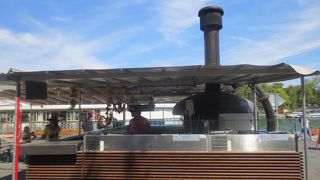 ロザ ボンヌール シュール セーヌ