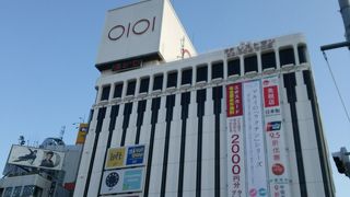 上野駅前のマルイ