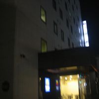 ホテルの夜の外観