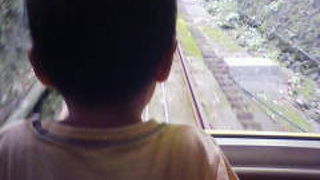 4歳の孫、高尾山デビュー