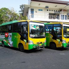 待機中のトランスジョグジャ