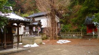 温泉街めぐりのついでにふらりと