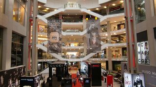 高級ショッピングモール