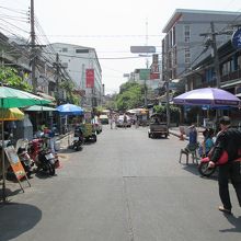 ランブトリ通り