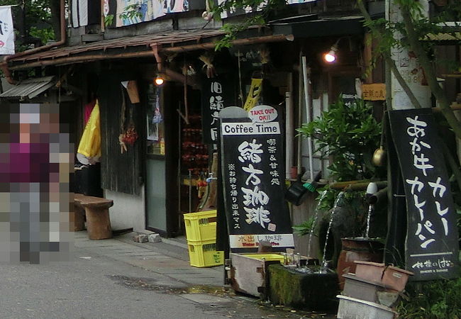 門前町にあるレトロな古民家カフェ『旧緒方屋』