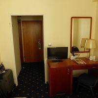 TVのサイズは小さめですが、チャンネル数は100ほどｗ