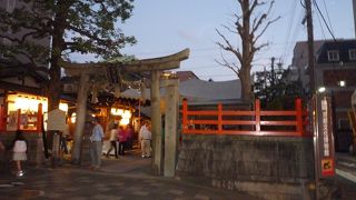 安産と幼児の守り神として有名