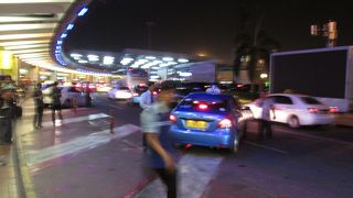 アクセスは最悪