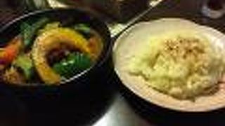 アジアンスープカリー べす