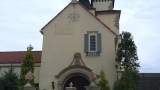 駅から歩いていけるワイナリー