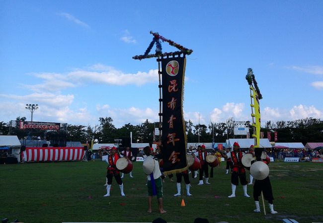 初めてうるま市のエイサーまつりに行きましたo(^-^)o
