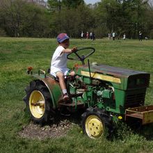 農機具が飾ってありました。