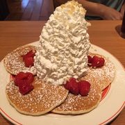 ハワイで一番美味しいパンケーキ　平日朝がお勧めです。