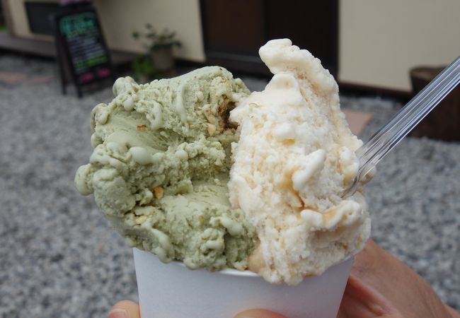 こんな山奥まで人を引き付けるおいしさ。来て，見て，味わわないと，この魔力は分かりません。