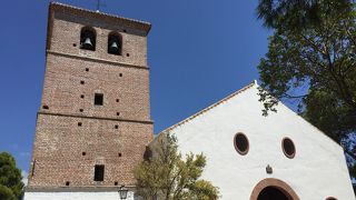 展望台の隣にあります