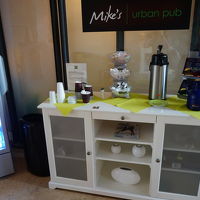 ロビーの無料のお茶