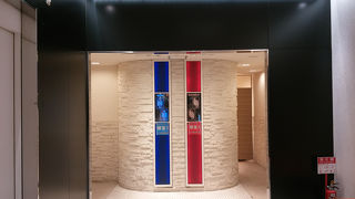 二階のパウダールームは便利です