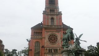 市内最大の新教派の教会