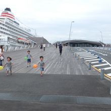 横浜港大さん橋国際客船ターミナル