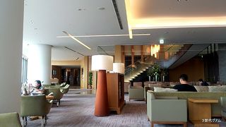 カレーは10時から